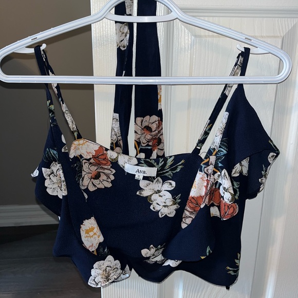 Navy Blue Floral Tie Top 💙 - Picture 3 of 3